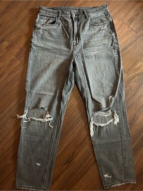 American Eagle Women’s Distressed Grey Ripped Jeans
